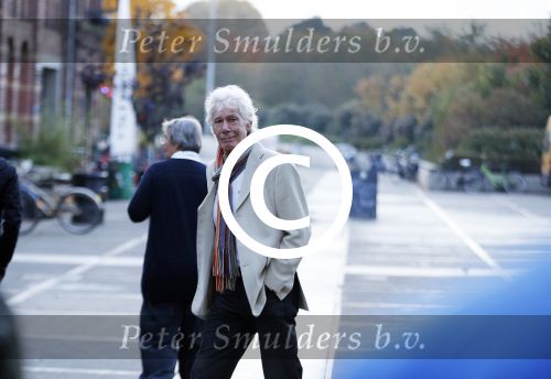 Amsterdam 27 oktober 2015
Boekpresentatie Claudia de Breij . Ook vriendin Jessica is aanwezig.
Paul v Vliet