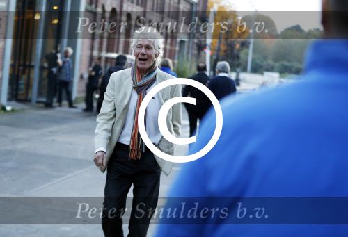 Amsterdam 27 oktober 2015
Boekpresentatie Claudia de Breij . Ook vriendin Jessica is aanwezig.
Paul v Vliet