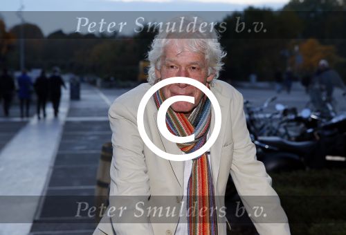 Amsterdam 27 oktober 2015
Boekpresentatie Claudia de Breij . Ook vriendin Jessica is aanwezig.
Paul v Vliet