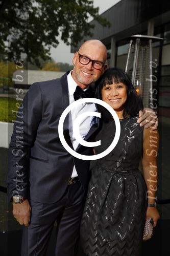 Hilversum 18 oktober 2015
Premiere nieuwe show in studio 21 Pandora. Rene Ros met vrouw