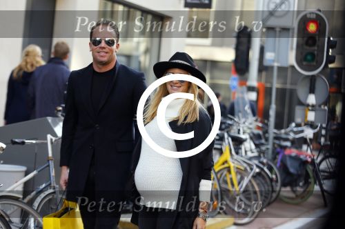 Amsterdam 30 oktober 2015
Robert Doornbos met zijn zwangere vriendin Chantal Bles