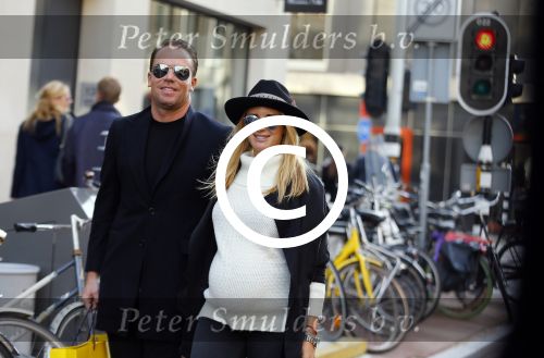 Amsterdam 30 oktober 2015
Robert Doornbos met zijn zwangere vriendin Chantal Bles