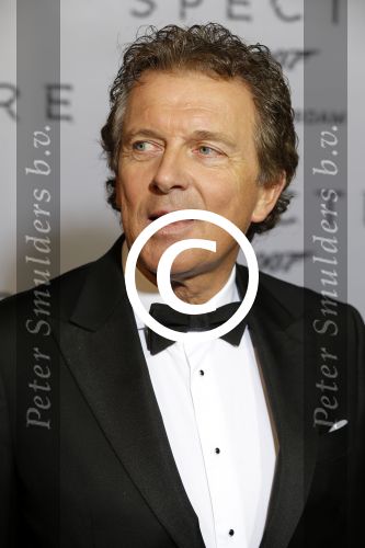 Amsterdam 28 oktober 2015
Premiere James Bond spectre in Tuschinski. Robert met schoonzoon Robert