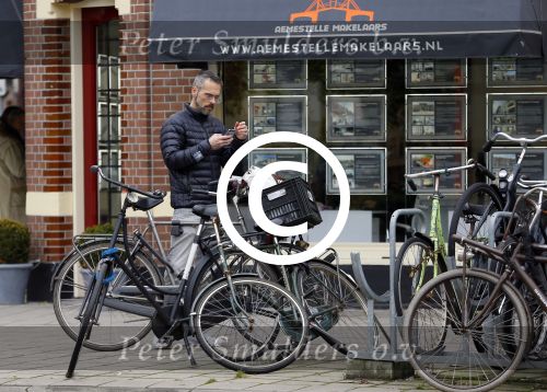 Amsterdam 20 oktober 2015 
Rolf Snoeren op de fiets in Amsterdam.
