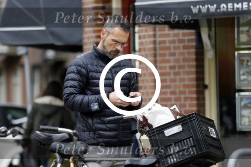 Amsterdam 20 oktober 2015 
Rolf Snoeren op de fiets in Amsterdam.