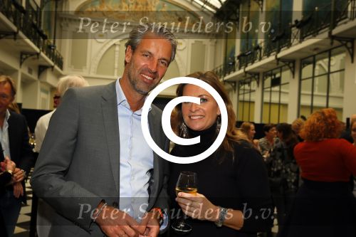Amsterdam 19 oktober 2015 
Boekpresentatie Sacha de Boer en Jacob Jan Boerma in hotel Krasnapolsky. Man Rick Nieman praat het aan elkaar.