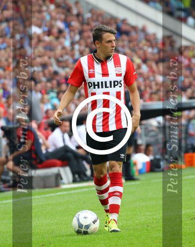 Eindhoven, 30 Augustus 2015
Kompetitie Seizoen 2015/2016
PSV-SC Feyenoord, eindstand 3-1
Santiago Arias