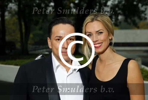 Hilversum 18 oktober 2015
Premiere nieuwe show in studio 21 Pandora. Spiros met zijn vrouw