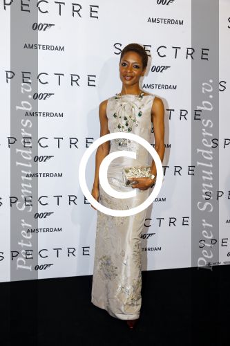 Amsterdam 28 oktober 2015
Premiere James Bond spectre in Tuschinski. Sylvana Simons met neef