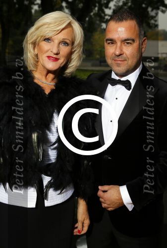 Hilversum 18 oktober 2015
Premiere nieuwe show in studio 21 Pandora. Tineke Schouten met een kennis