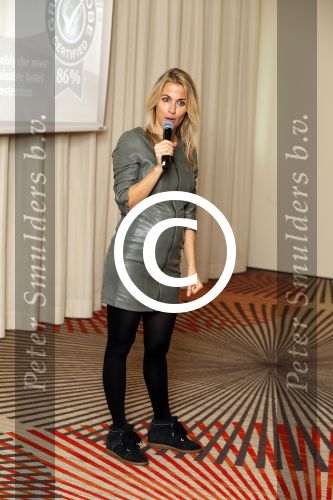 Amsterdam 18 oktober 2015
Vivian Reijs organiseert een dag in het movenpick hotel over voeding etc