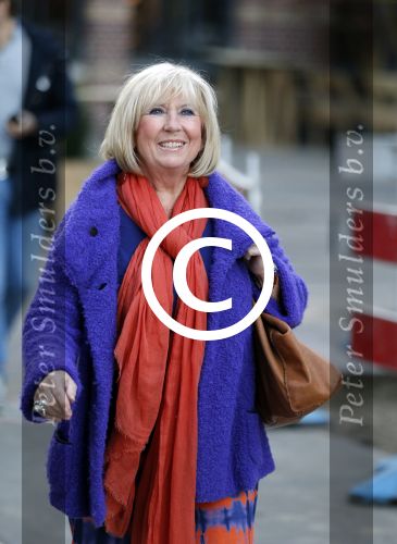 Amsterdam 27 oktober 2015 
Willeke Alberti op straat.
