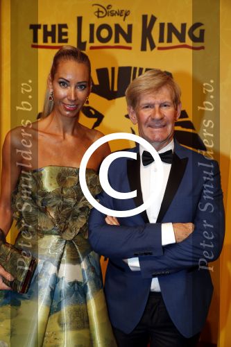 Scheveningen 30 oktober 2016
Premiere the lion king in het circustheater. Addy v d Krommenacker met assistente