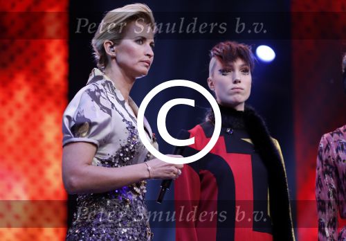 Amsterdam 25 oktober 2016
Finale Hollands Next topmodel gepresenteerd door Anouk Smulders met de finalisten Akke Marije Colette Emma en Noor. Juryleden Fred v Leer Anna Nooshin en Alek Bruessing.