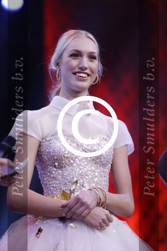 Amsterdam 25 oktober 2016
Finale Hollands Next topmodel gepresenteerd door Anouk Smulders met de finalisten Akke Marije Colette Emma en Noor. Juryleden Fred v Leer Anna Nooshin en Alek Bruessing.