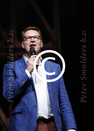 Schiedam 26 oktober 2016
Presentatie cast Ciske de Rat met oa Danny de Munk Bas Keijzer Ad Knippels Brigiite Nijman Ellen evers Sophie Veldhuizen en Boris v d Ham in schouwburg Schiedam. Albert Verlinde is er names stage entertainment.