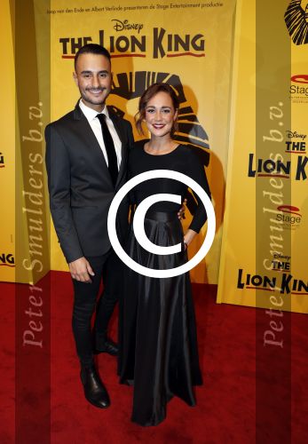 Scheveningen 30 oktober 2016
Premiere the lion king in het circustheater. Anouk Maas met een kennis