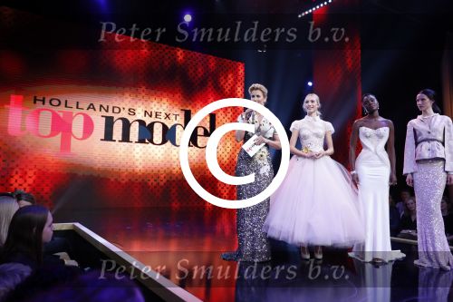 Amsterdam 25 oktober 2016
Finale Hollands Next topmodel gepresenteerd door Anouk Smulders met de finalisten Akke Marije Colette Emma en Noor. Juryleden Fred v Leer Anna Nooshin en Alek Bruessing.