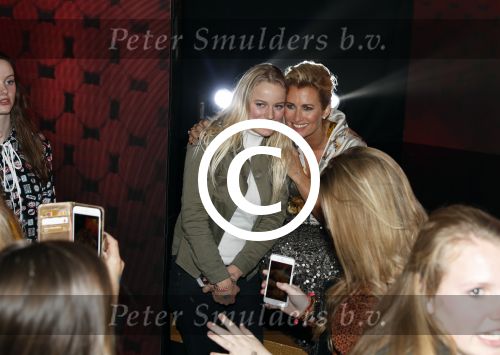 Amsterdam 25 oktober 2016
Finale Hollands Next topmodel gepresenteerd door Anouk Smulders met de finalisten Akke Marije Colette Emma en Noor. Juryleden Fred v Leer Anna Nooshin en Alek Bruessing.