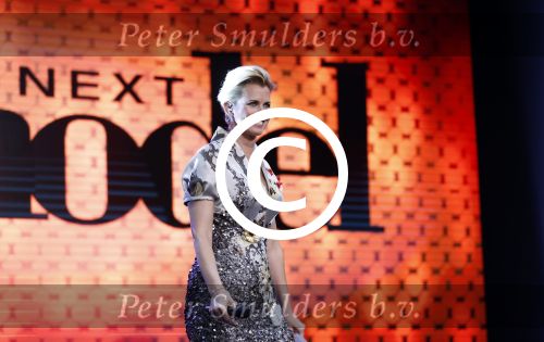 Amsterdam 25 oktober 2016
Finale Hollands Next topmodel gepresenteerd door Anouk Smulders met de finalisten Akke Marije Colette Emma en Noor. Juryleden Fred v Leer Anna Nooshin en Alek Bruessing.