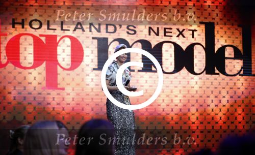 Amsterdam 25 oktober 2016
Finale Hollands Next topmodel gepresenteerd door Anouk Smulders met de finalisten Akke Marije Colette Emma en Noor. Juryleden Fred v Leer Anna Nooshin en Alek Bruessing.