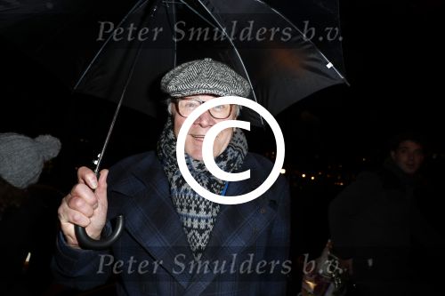Amsterdam 14 november 2016
Premiere de zevende hemel in theater Carre. 
Barrie Stevens onder paraplu