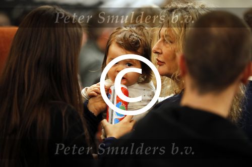 Amsterdam 10 november 2016
Opening Vondelgym Arie Boomsma op de wibautstraat. Vrouw Arie Romy met hun dochter Bobby Jo
