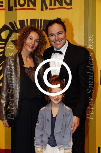 Scheveningen 30 oktober 2016
Premiere the lion king in het circustheater.
Caspar Burghi met vrouw en dochter