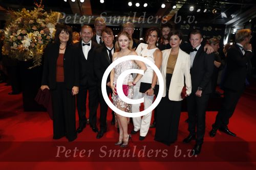 Amsterdam 13 oktober 2016
Televizierring 2016 in de heineken music Hall.
Cast Penoza
