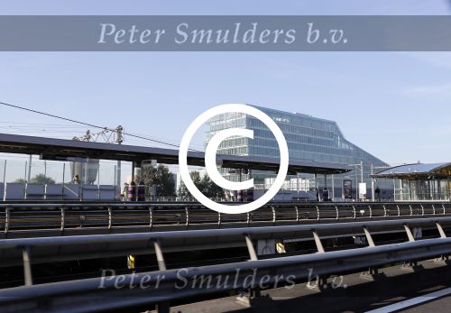 Amsterdam 7 september 2016
Oude HQ hoofdkantoor ING de schoen waar nu Cosquare huisvest