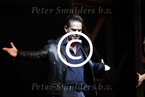 Schiedam 26 oktober 2016
Presentatie cast Ciske de Rat met oa Danny de Munk Bas Keijzer Ad Knippels Brigiite Nijman Ellen evers Sophie Veldhuizen en Boris v d Ham in schouwburg Schiedam. Albert Verlinde is er names stage entertainment.