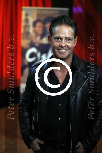 Schiedam 26 oktober 2016
Presentatie cast Ciske de Rat met oa Danny de Munk Bas Keijzer Ad Knippels Brigiite Nijman Ellen evers Sophie Veldhuizen en Boris v d Ham in schouwburg Schiedam. Albert Verlinde is er names stage entertainment.