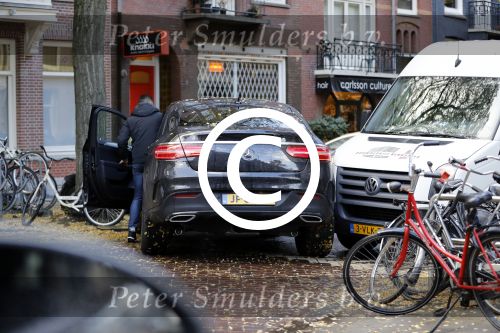 Amsterdam 2 november 2016
ajax speler el Ghazi rijdt met zijn mercedes tegen busje aan
