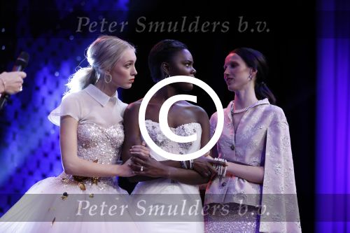 Amsterdam 25 oktober 2016
Finale Hollands Next topmodel gepresenteerd door Anouk Smulders met de finalisten Akke Marije Colette Emma en Noor. Juryleden Fred v Leer Anna Nooshin en Alek Bruessing.
