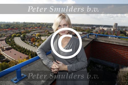 Amsterdam 21 oktober 2016
Erika Eleniak ( baywatch) wordt geinterviewd door Annette de Vries