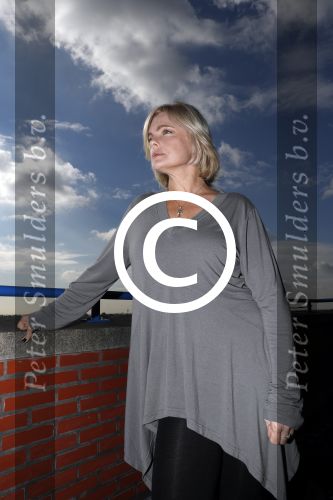 Amsterdam 21 oktober 2016
Erika Eleniak ( baywatch) wordt geinterviewd door Annette de Vries