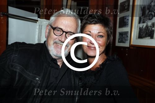 Amsterdam 14 november 2016
Boek presentatie Henk Schiffmacher . Ernst daniel Smid met vriendin