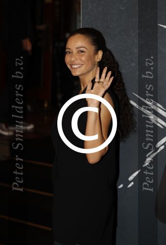 Amsterdam 31 oktober 2016 
Premiere fataal in Tuschinski. Fajah Lourens met een kennis
