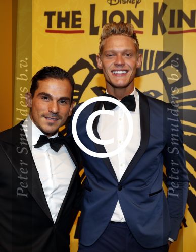 Scheveningen 30 oktober 2016
Premiere the lion king in het circustheater.
Ferry doedens met vriend Nuno