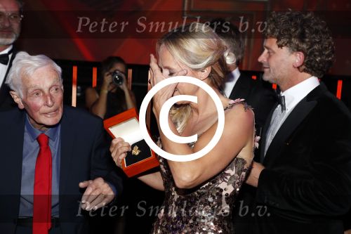 Amsterdam 13 oktober 2016
Televizierring 2016 in de heineken music Hall. Winnares Floortje Dessing met haar ouders