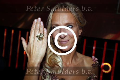 Amsterdam 13 oktober 2016
Televizierring 2016 in de heineken music Hall. Winnares Floortje Dessing met haar ouders