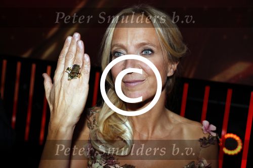 Amsterdam 13 oktober 2016
Televizierring 2016 in de heineken music Hall. Winnares Floortje Dessing met haar ouders