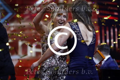 Amsterdam 13 oktober 2016
Televizierring 2016 in de heineken music Hall. Winnares Floortje Dessing met haar ouders