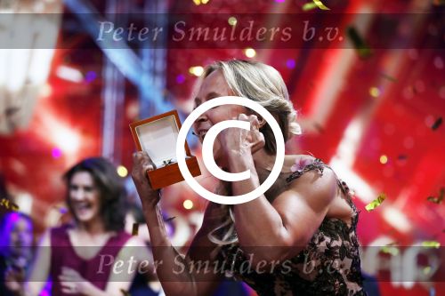 Amsterdam 13 oktober 2016
Televizierring 2016 in de heineken music Hall. Winnares Floortje Dessing met haar ouders