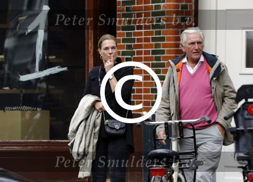 Amsterdam 8 oktober 2016
Frits Kroymans met een vriendin op de cornelis schuytstraat