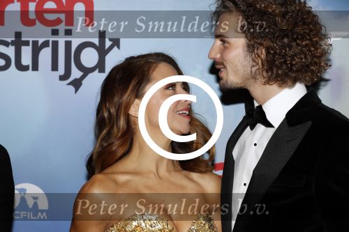 Amsterdam 24 oktober 2016
Premiere Hartenstrijd in Tuschinski. Georgina Verbaan met vriend Bram v Leeuwen