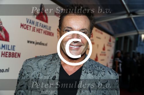 Rotterdam 16 oktober 2016
Premiere Jandino Asporaat met van je familie moet je het hebben in het oude Luxor. Gerard Joling