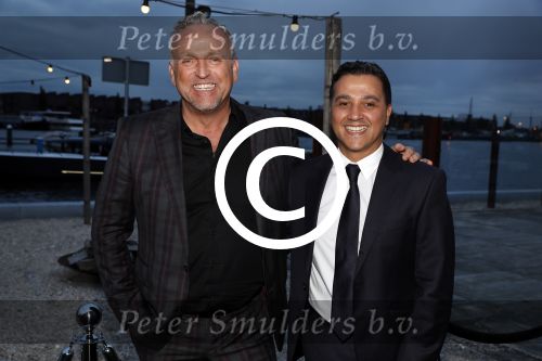 Amsterdam 8 oktober 2016
JFK Gala in the harbour club Amsterdam. Gordon met beste vriend Patrick
