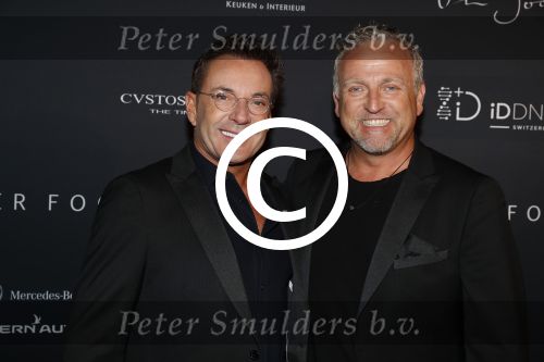 Halfweg 27 oktober 2016
Life after football LAF gala in the sugarfactory. Gordon en Gerard Joling