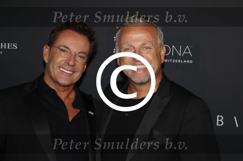 Halfweg 27 oktober 2016
Life after football LAF gala in the sugarfactory. Gordon en Gerard Joling